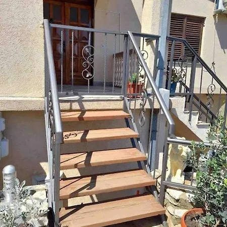 Vila Ada - Oaza Mira I Odmora U Zelenilu Apartment Ulcinj Exterior photo