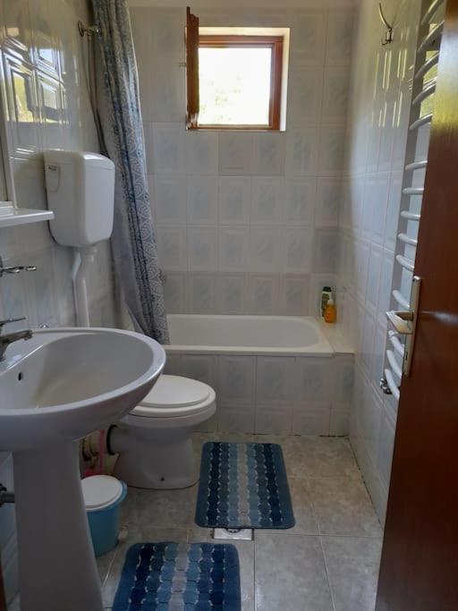 Apartment Vila Ada - Oaza Mira I Odmora U Zelenilu *